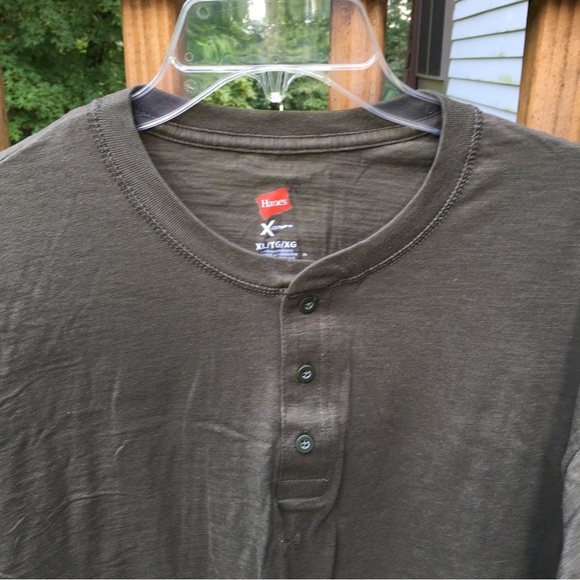 💚NEW💚 Mens Army green 100% cotton Henley with 3 buttons, long sleeves. Sz XL - Picture 2 of 9